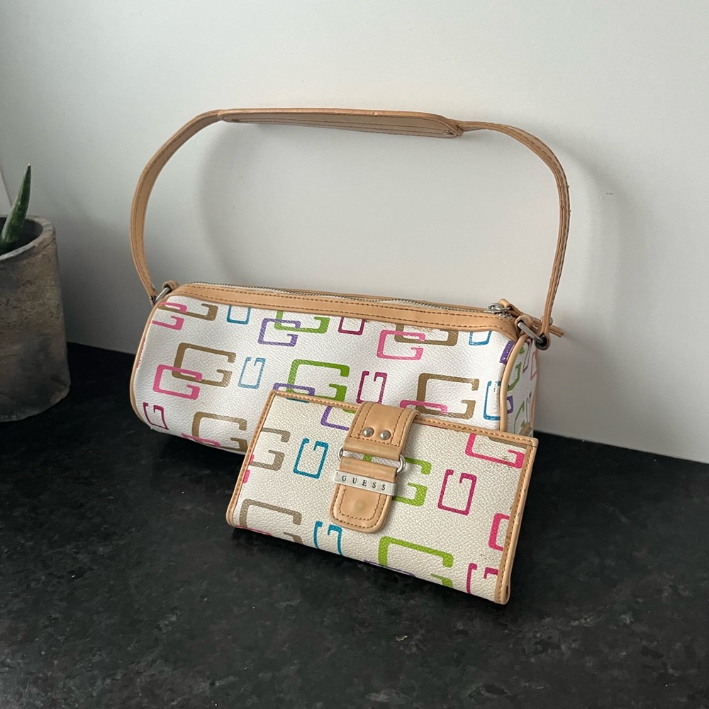 Y2K Multicolor Guess Purse and Wallet - Picture 11 of 17